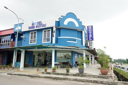 Hotel Shri Putiri
