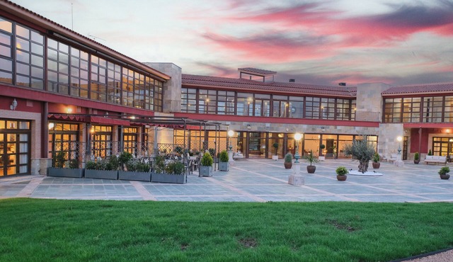 Hotel Spa Villa Nazules
