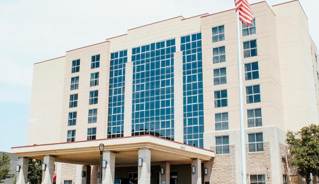 Hotel Topeka at City Center