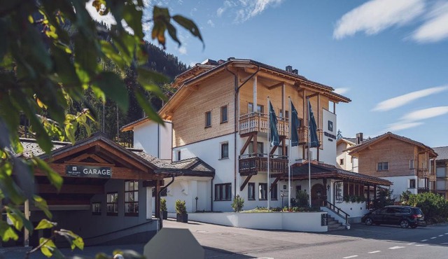 Hotel Waldhuus