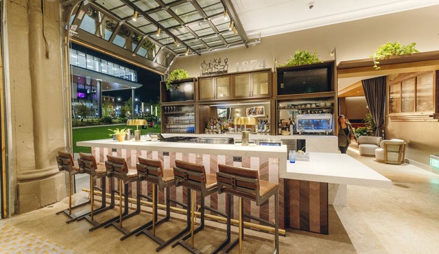 Hotel West & Main Conshohocken Philadelphia, Tapestry Collection