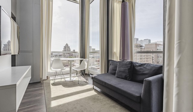 Hotel Zero 1