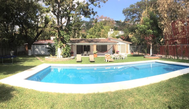 Hotels Near the Area: Quinta los Tamarindos y Bungalows - Yautepec