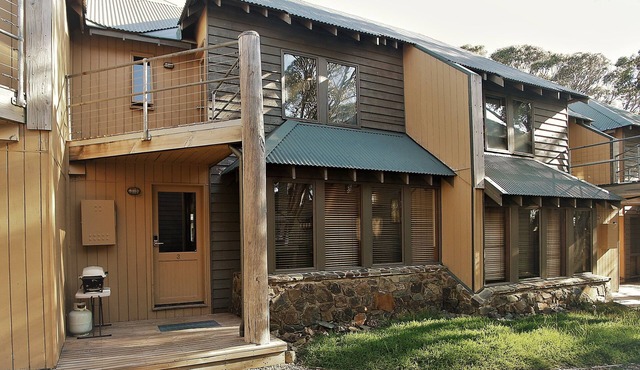 Hotham Mountain Escape – Sun Run (Chalet #3).