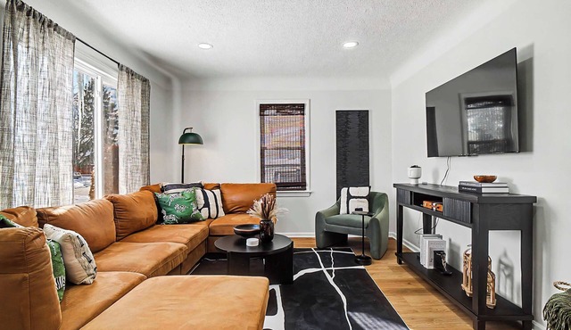 HotTub|Game Room|Air Hockey|Nintendo Wii|Sleeps 8