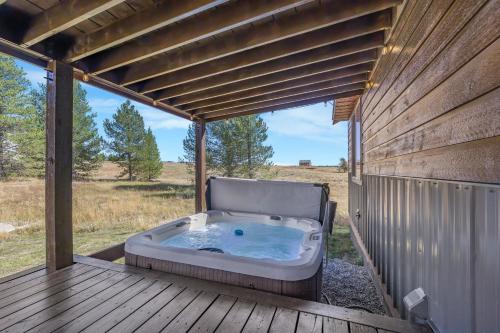 Hottub Mountain Views Atv Trails Trailer Parking