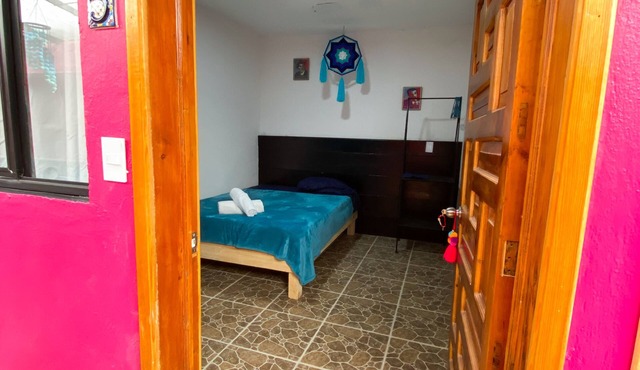 House with 5 private rooms with bathrooms with hotel quality.