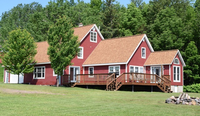 Houghton Canal Rocky Shore Retreat