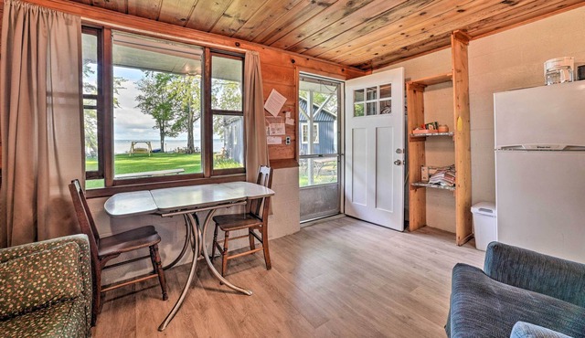Houghton Lake Cabin w/ Direct Water Access!