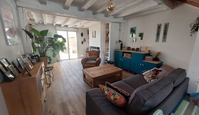 House 10 min from Angers