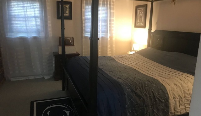 House 10 min from PSU Quiet neighborhood