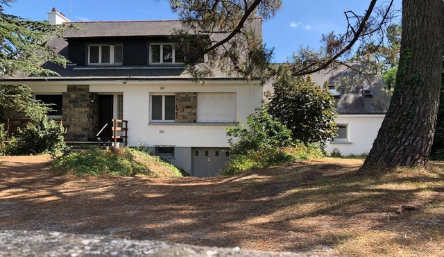 House 10 people in Ploemeur