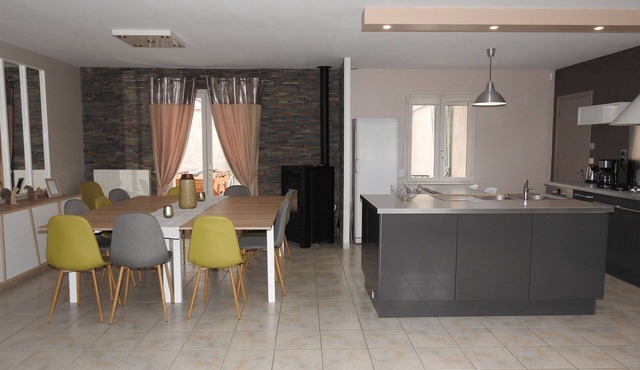 House 11 to 14 people between Chambord, Cherverny, Zoo Parc de Beauval and Blois