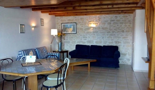 House 14 sleeps 5 2 bathrooms