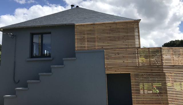 House 150 m from the beach with private cinema, sauna and hammam