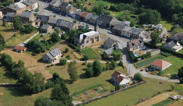 HOUSE 2 to 6 PEOPLE '