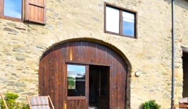 House 3 Bed S. XVIII Farmhouse, Fireplace, Garden & BBQ