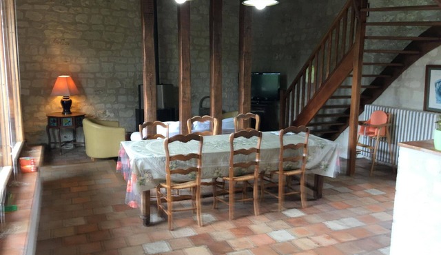 HOUSE 3 BEDROOMS 3 BATHROOMS