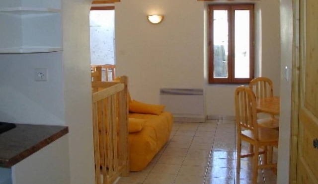 House - 3 rooms - 4 persons, House of character site of the Alps