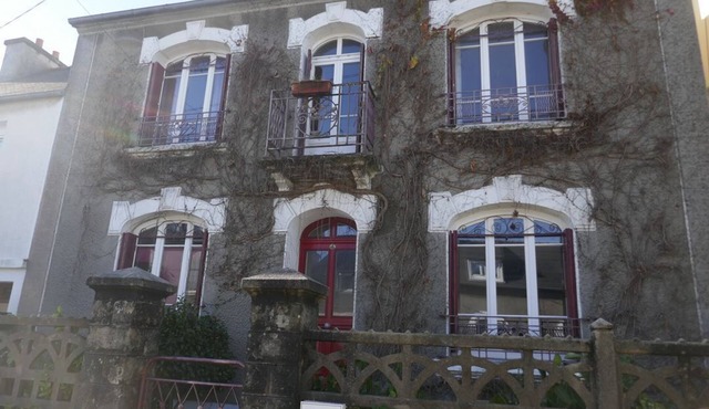 House 30 years unpretentious but charming, 2 bedrooms, 4 people