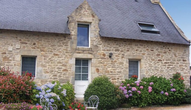 HOUSE : 300m from coastal path, 1km from small Port LE BONO Golfe Morbihan