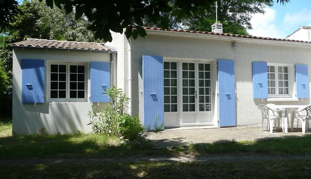 House 30m from the sandy beach of La Brée Les Bains