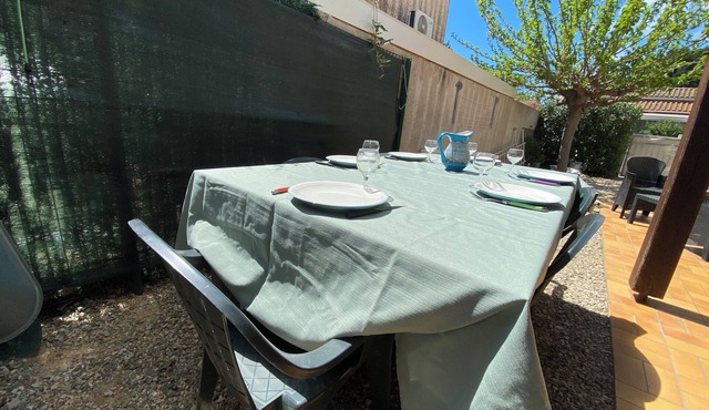 House 350 m from the beach pets welcome