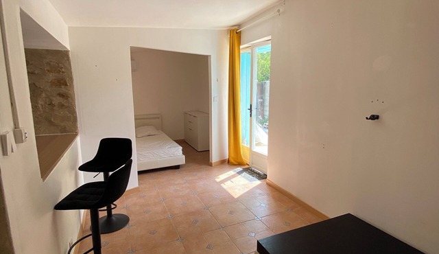 House 4 pers. Air-conditioned, quiet garden, enclosed parking, close to beaches