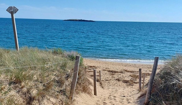 House 4 pers 1km from the ocean.