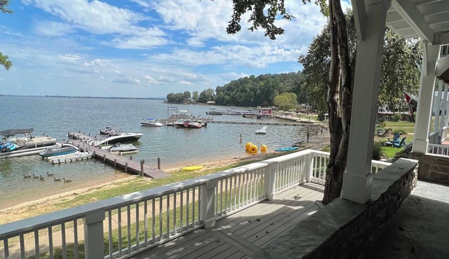 House #41 Moonset Vista House (Pet Friendly)