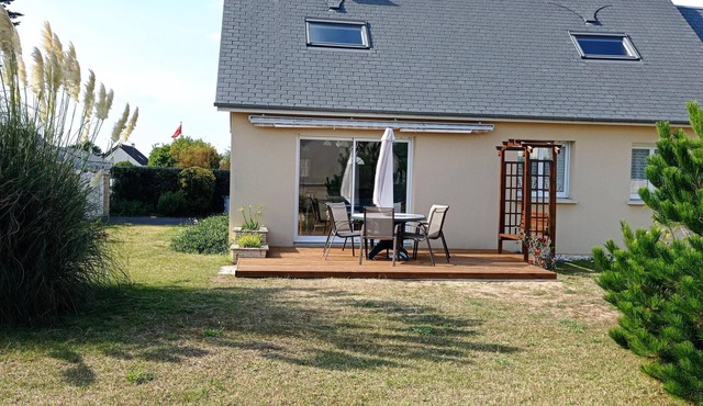 House 500m from the beach, with garden, 3 bedrooms, 6 people