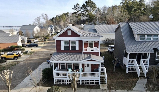 House # 55 On Lake Time (no pets)