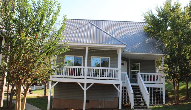 House #57 Fountains of Fun (no pets)