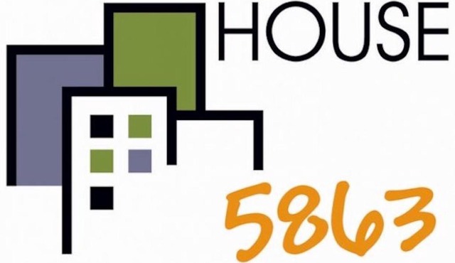 House 5863- Chicago's Premier Bed and Breakfast