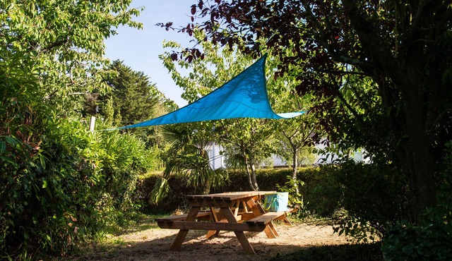 House - 6 bedrooms - 10mn walk to the beach