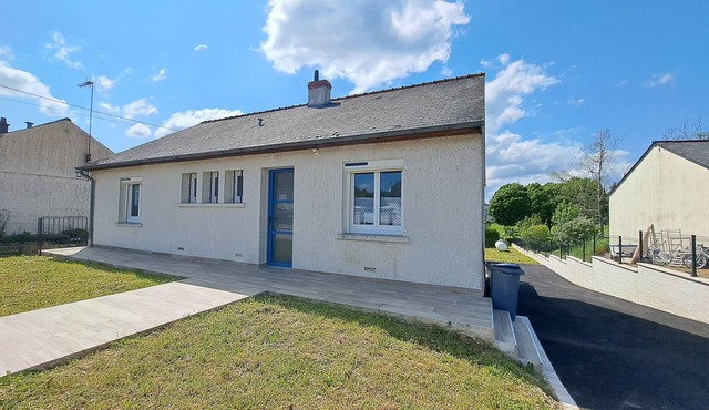 House 6 p. near Langeais, Bourgueil