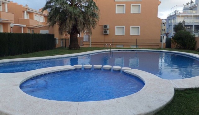 House 6 persons .swimming pool.beach.El Verger .long term rental possible