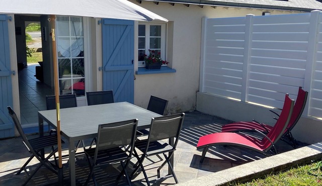 House 600 m from the sea, Sarzeau, between Ocean and Gulf of Morbihan, 6 people.