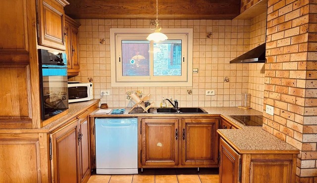 House 6pers on the waterfront, terrace, parking