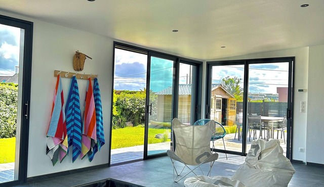 House 8/10pers 200 m from the beach, jacuzzi