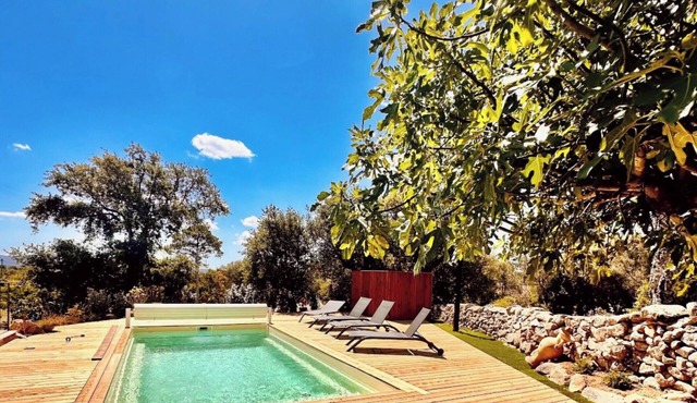 house - 8 rooms - 8 persons