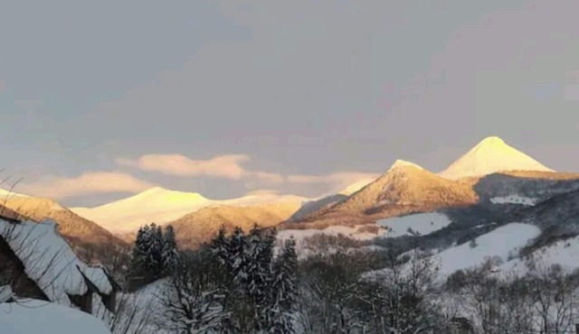 House at the foot of puy mary