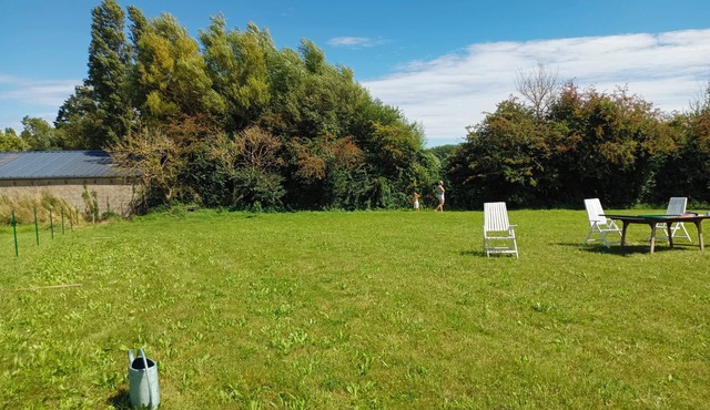 House and garden in the countryside, 5 minutes from the sea!