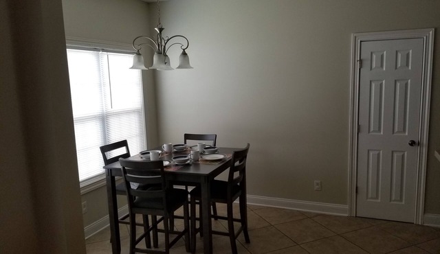 House at the Lakes, fishing , nearby boat ramps, Parks and minutes from Beaches