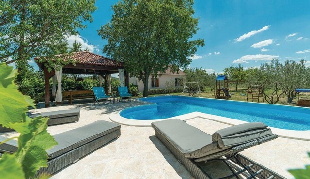 House Back to nature (120191-K1) - Drniš