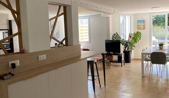 House between Land and Sea - close to the beach - pets welcome!