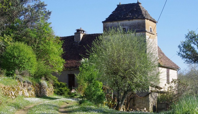 House between Lot and Dordogne, between heritage and nature