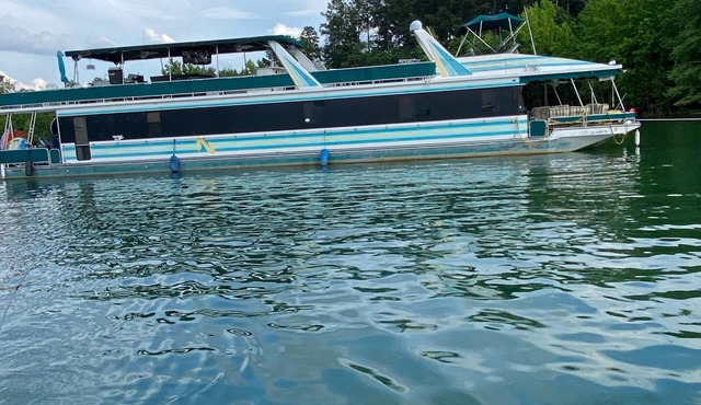 House Boat 88 ft Lake Hartwell South Carolina