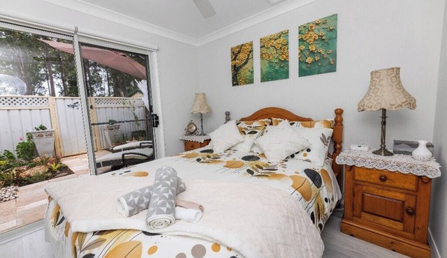 House By Lavender Lane-nForest views, FREE Parking