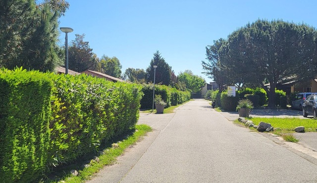House by the sea, free beach